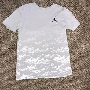 🔥 JORDAN SHIRT 🔥